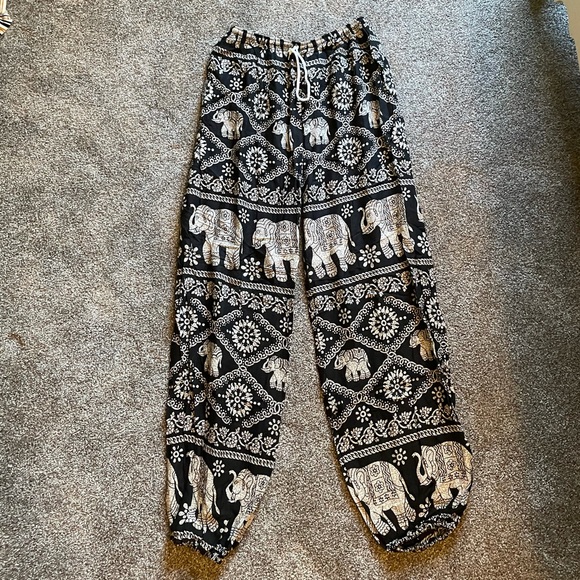 Elephant pants - Picture 7 of 7